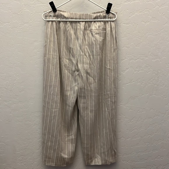 THEORY NWT Wide Leg Pull On Grey Multi
Stripe Linen Pant - Size L - Picture 6 of 10